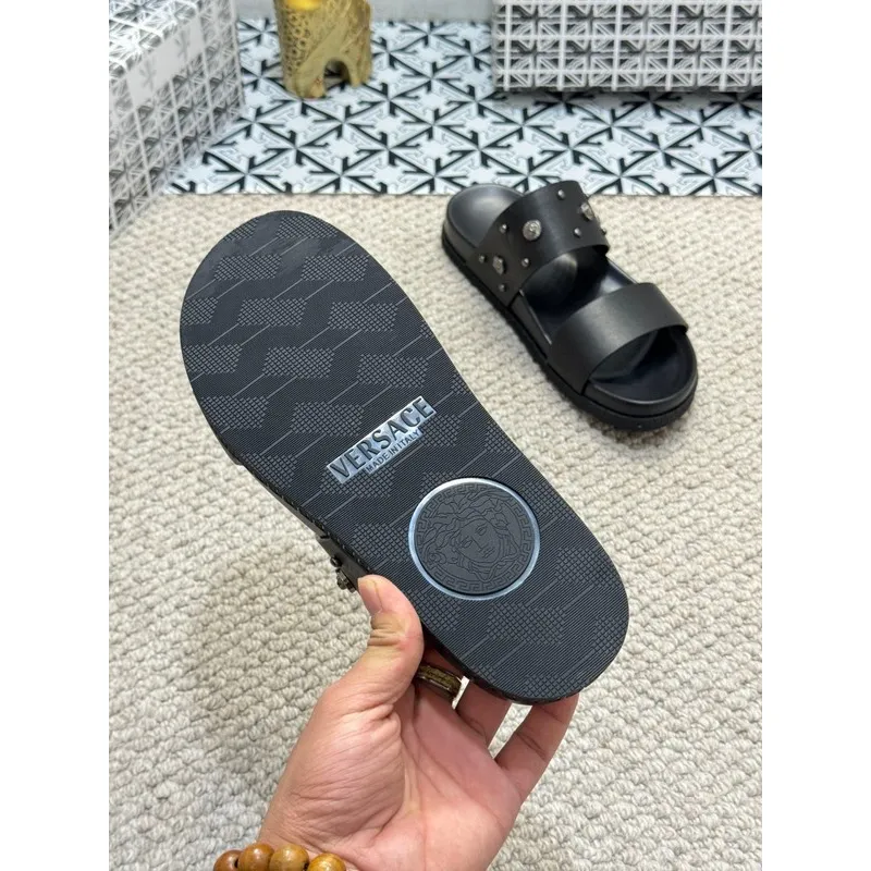 Versace shoes for Mens Versace Slippers #A35143