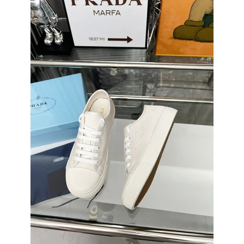 Prada Shoes for Womens Prada Sneakers #A64161