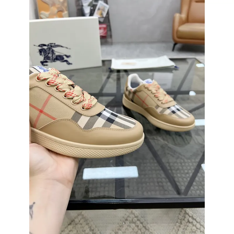 Burberry Shoes for Mens Sneakers #A52126