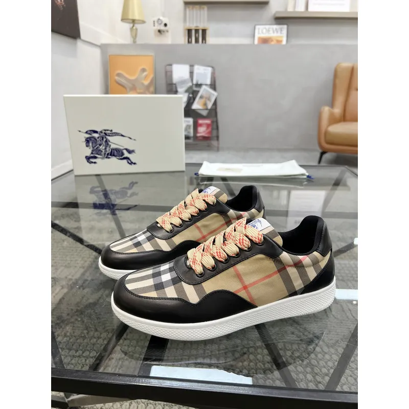 Burberry Shoes for Mens Sneakers #A52124
