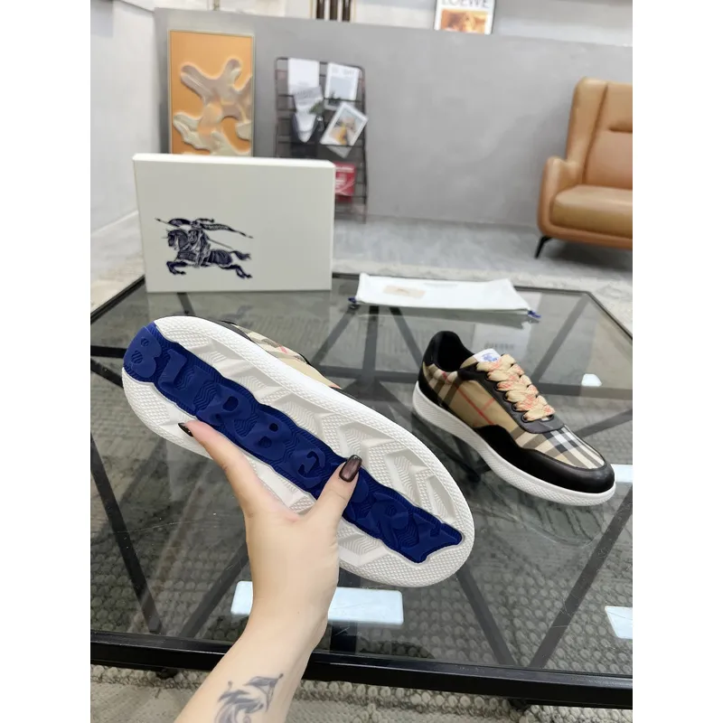 Burberry Shoes for Mens Sneakers #A52124
