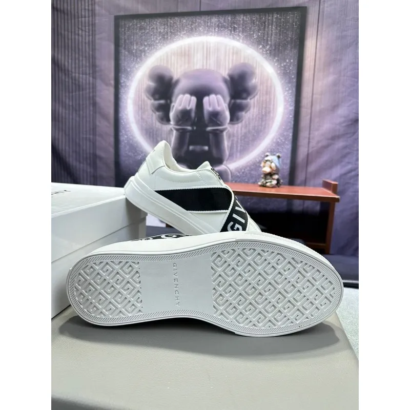 Givenchy Shoes for Mens Givenchy Sneakers #A35318