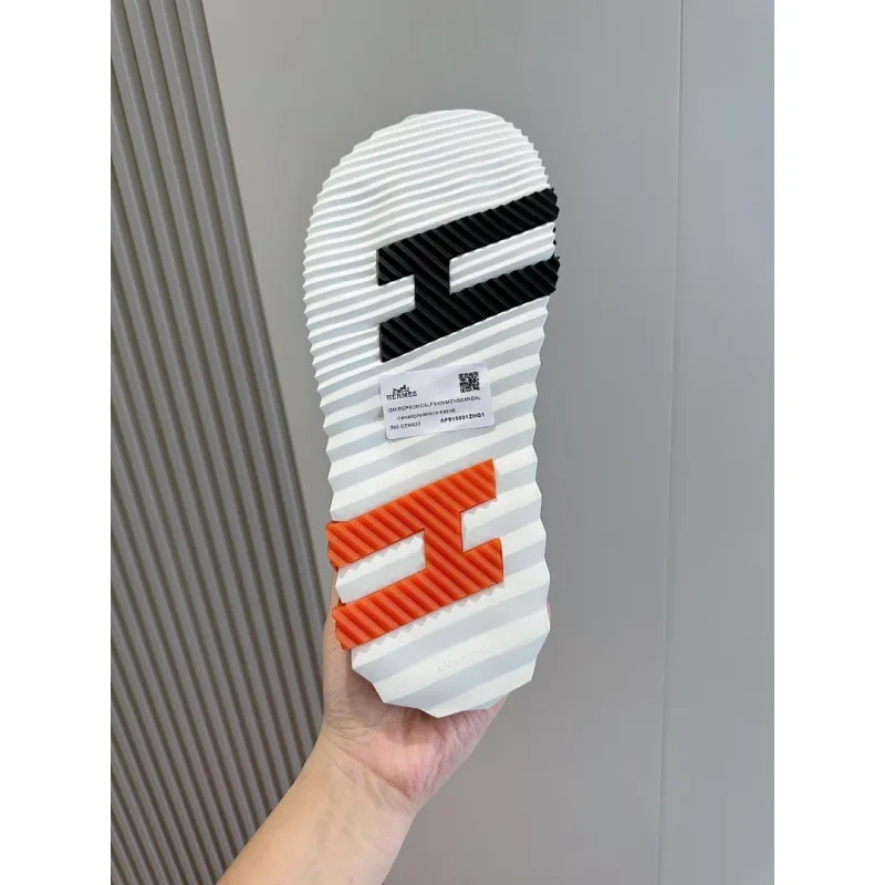 Hermes Slippers Shoes for Men #A63094