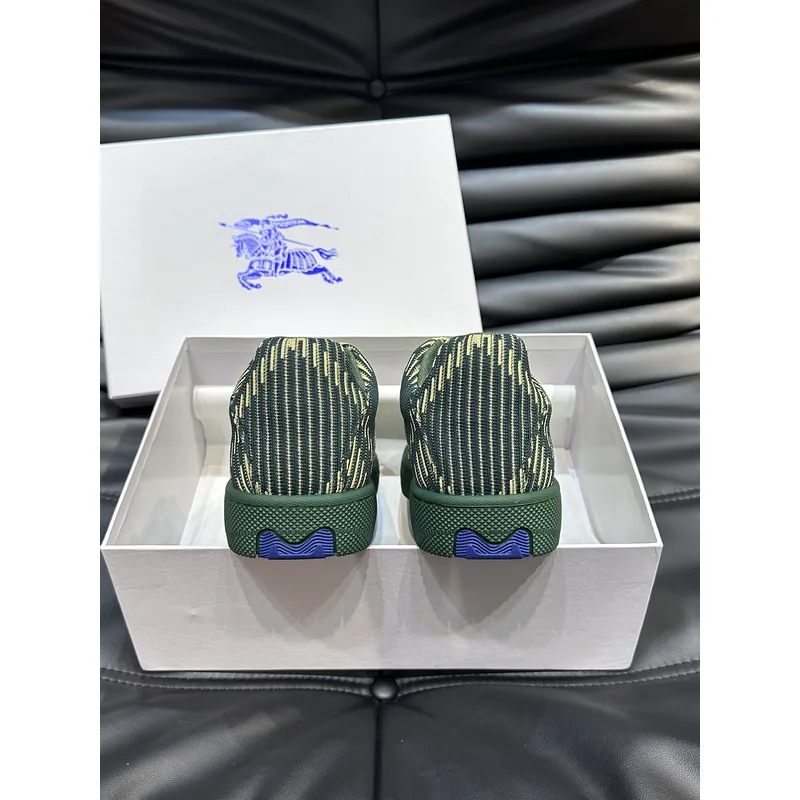 Burberry Shoes for Mens Sneakers #A40247