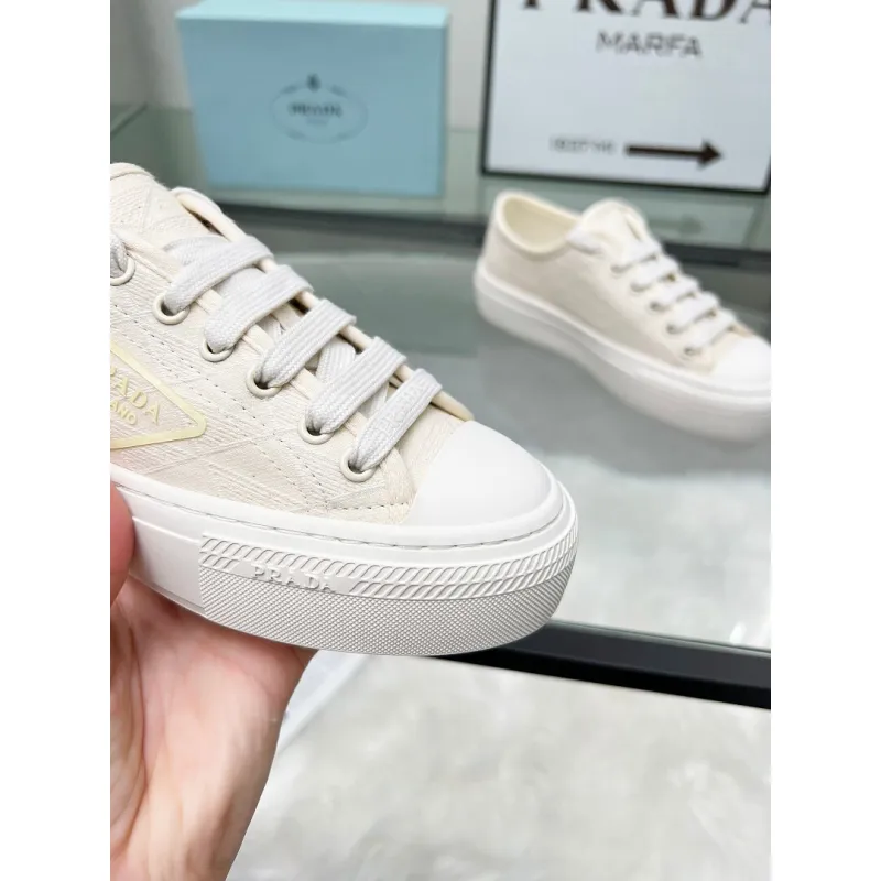 Prada Shoes for Womens Prada Sneakers #A64158