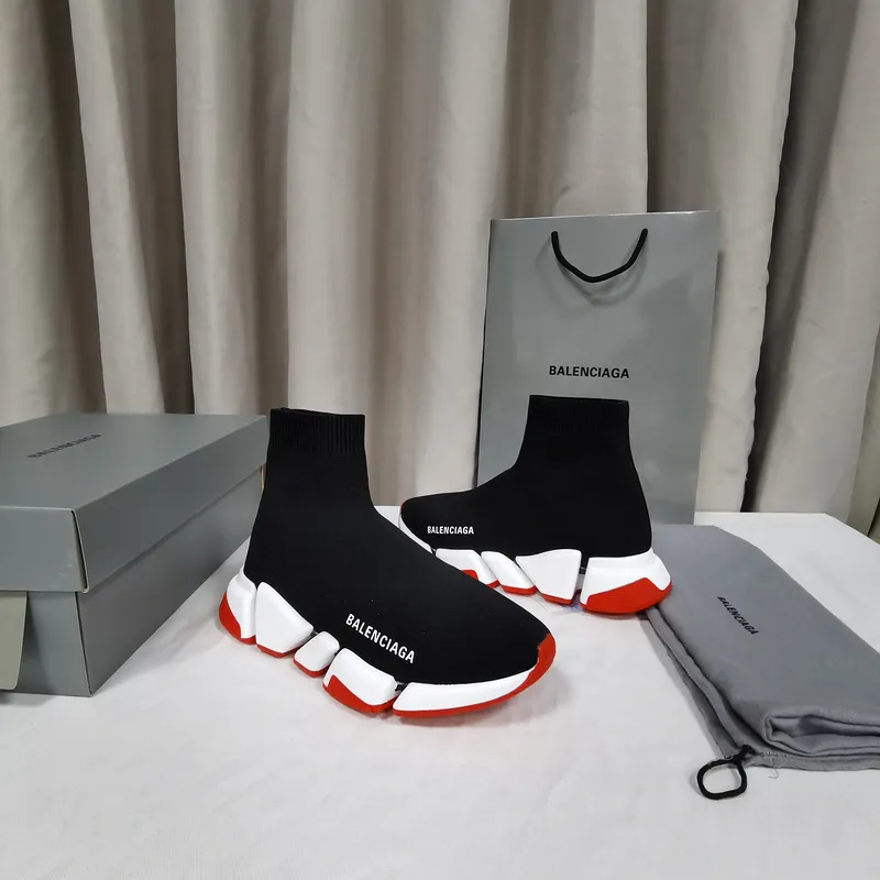 Balenciaga shoes for Balenciaga Unisex Shoes #999901416