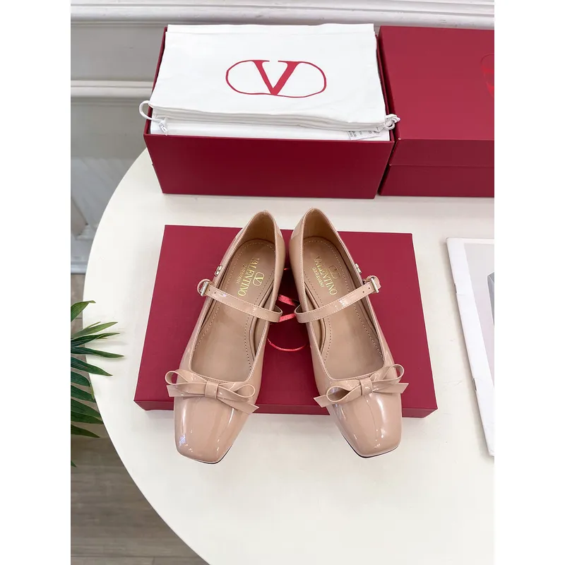 valentino Shoes for Women Garavani Roman Stud #A49725