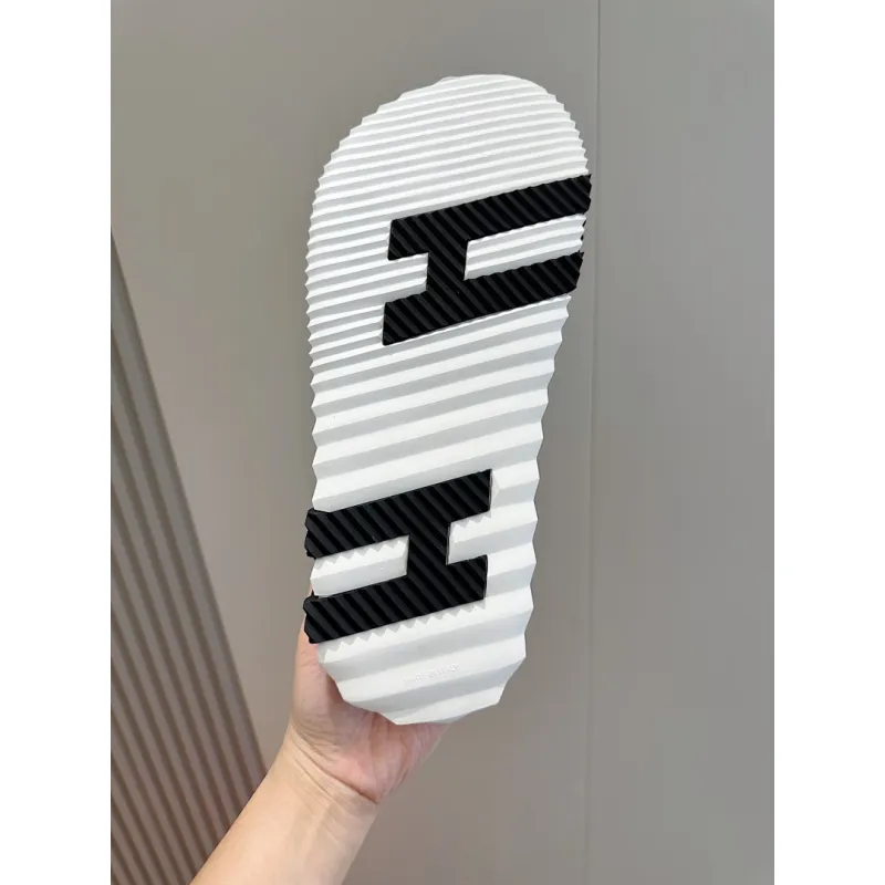 Hermes Sandals  Shoes for Men #A63098
