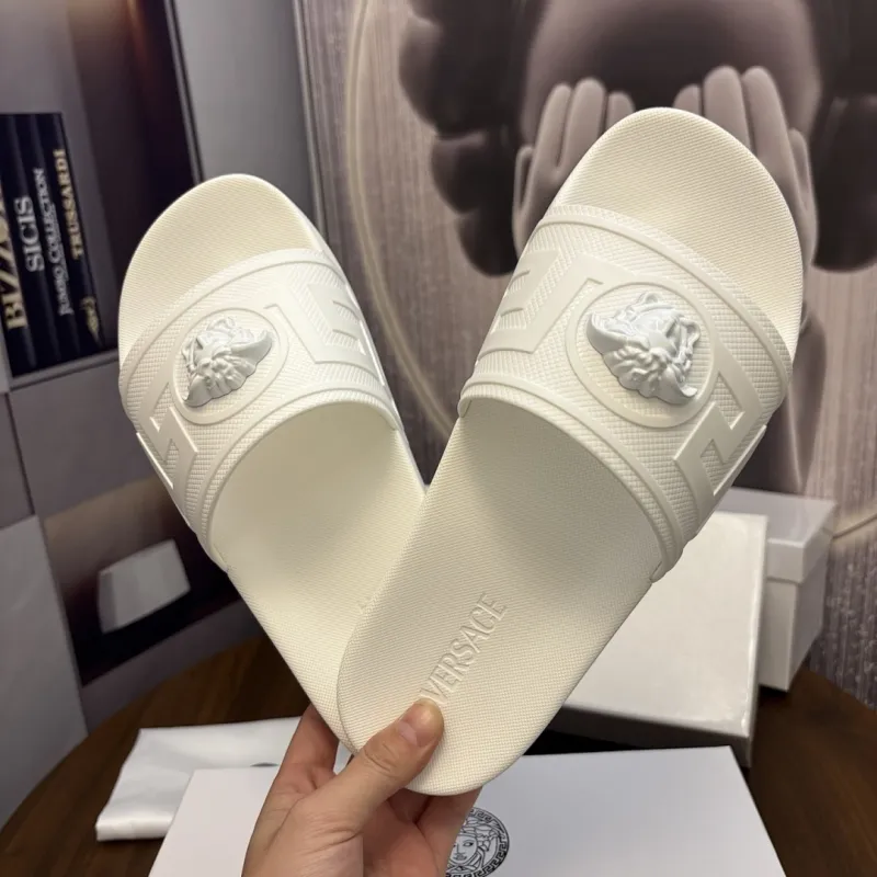 Versace shoes for Mens Versace Slippers #A63169