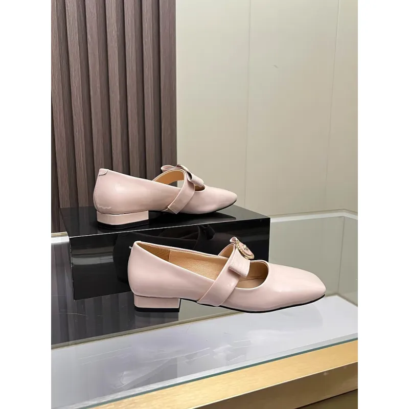 Versace shoes for Womens Versace Slippers heel height:2cm #A64792