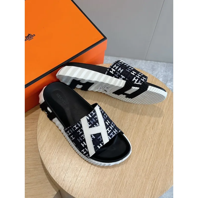 Hermes Slippers Shoes for Men #A63097