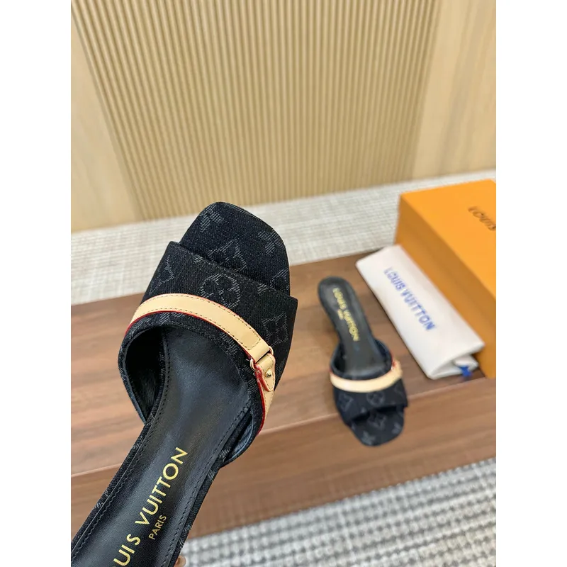 valentino Shoes for valentino Slippers for women #A50729 valentino Shoes for valentino Slippers for women #A50729