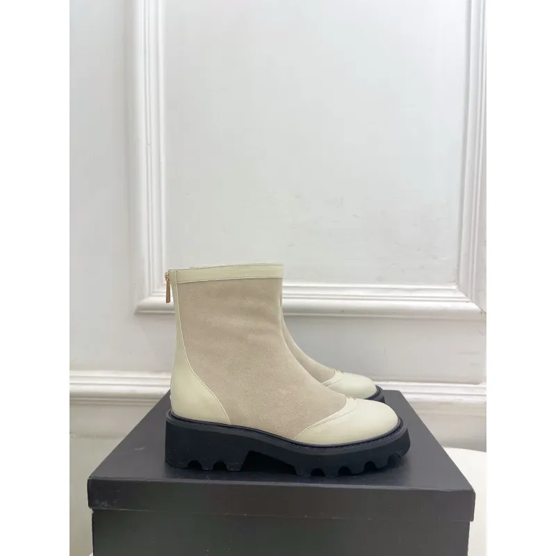 Chanel shoes for Women Chanel Boots #A56641