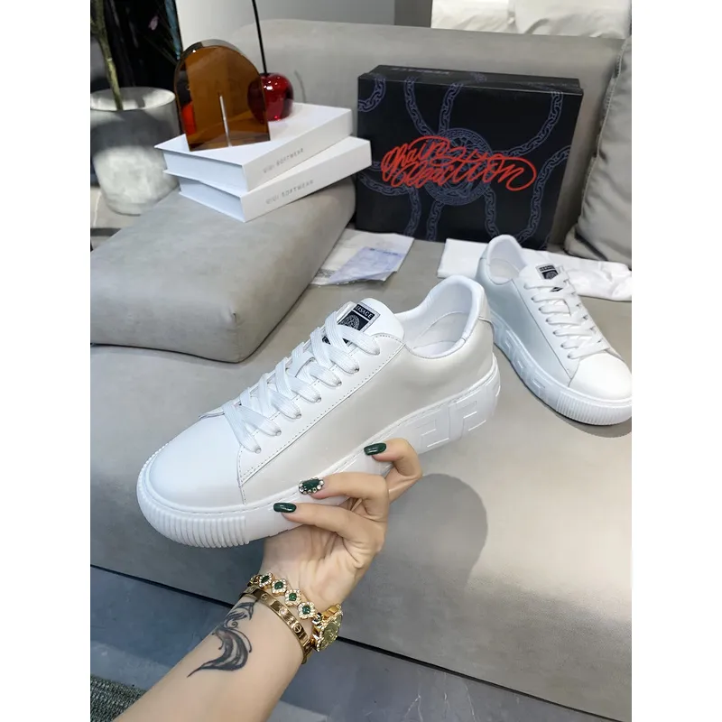 Versace shoes for men and women Versace Sneakers #99906227