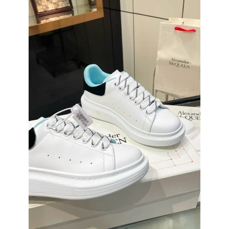 Alexander McQueen Shoes for Unisex McQueen Sneakers #A55844