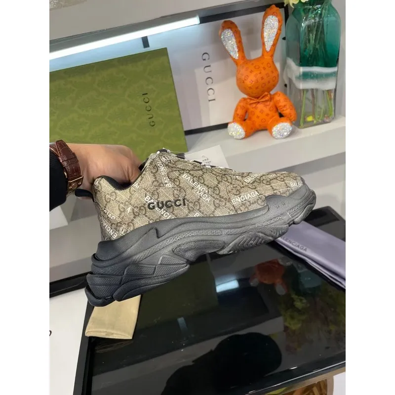 Balenciaga Gucci shoes for Balenciaga Unisex Shoes #999919563