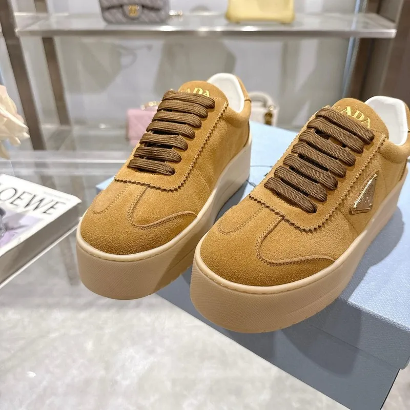 Buy Top Prada Shoes for Womens Prada Sneakers yellow 35-41 Size #A53002