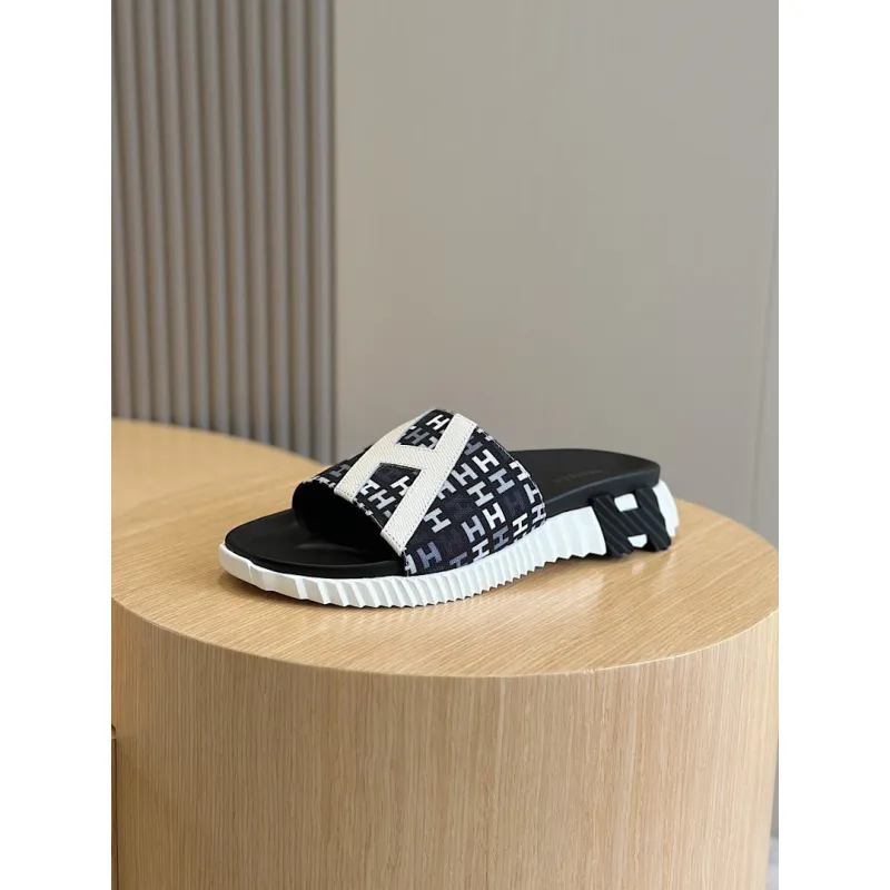 Hermes Slippers Shoes for Men #A63097