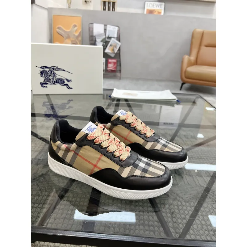 Burberry Shoes for Mens Sneakers #A52124