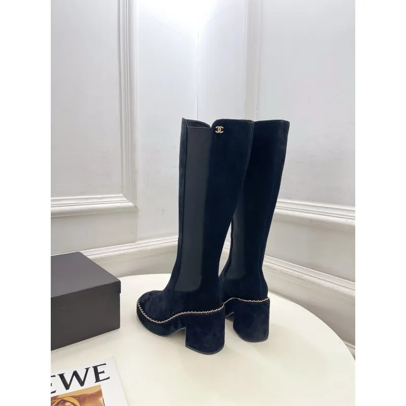 Chanel shoes for Women Chanel Boots #A56117