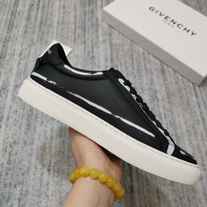 Givenchy Shoes Mens Givenchy Sneakers #9873492