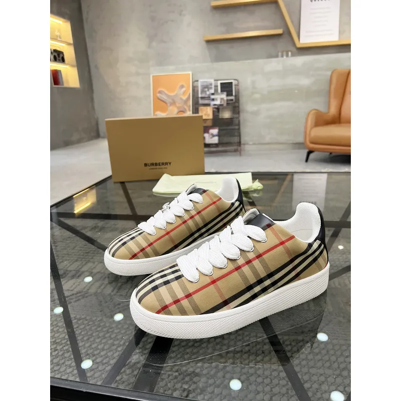 Burberry Shoes for Mens Sneakers #A52122