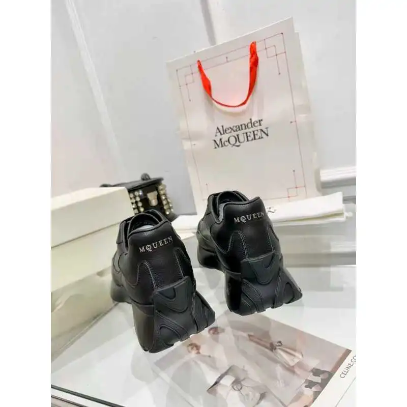 Alexander McQueen Shoes for Unisex McQueen Sneakers #A55841