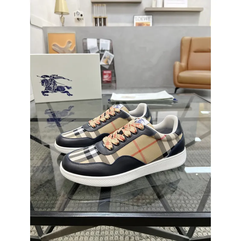 Burberry Shoes for Mens Sneakers #A52129