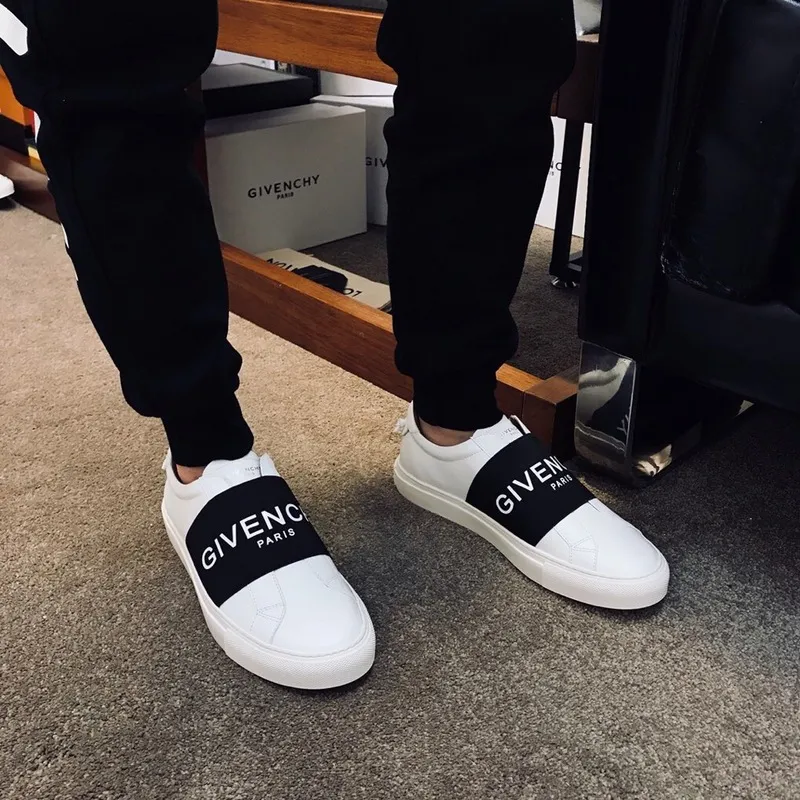 Hot sale Mens and women Givenchy Original high quality Leather Sneakers TPU shoes sole #9120095