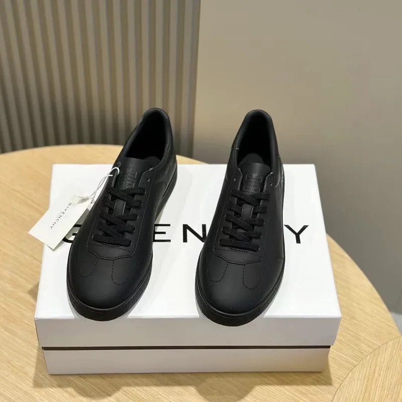 Givenchy Shoes for Mens Givenchy Sneakers #A34395