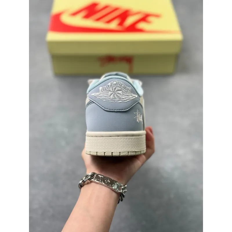 Travis Scott x Fragment Design x Jordan Air Jordan 1 Low OG SP  #A61715