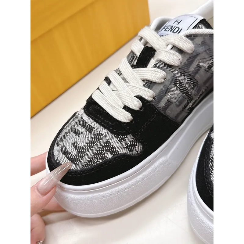 Fendi shoes for Womens Fendi Sneakers #A49598