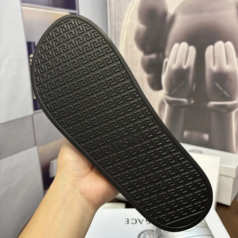 Versace shoes for Mens Versace Slippers #A63174