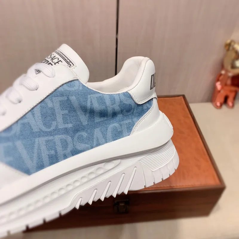 Versace shoes for Mens Versace Sneakers #A27482