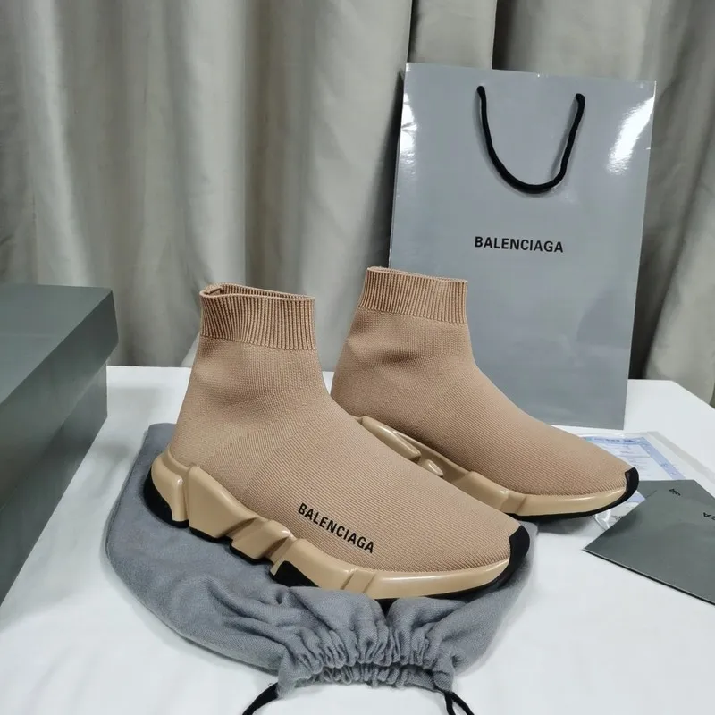 Balenciaga shoes for Balenciaga Unisex Shoes #999902274