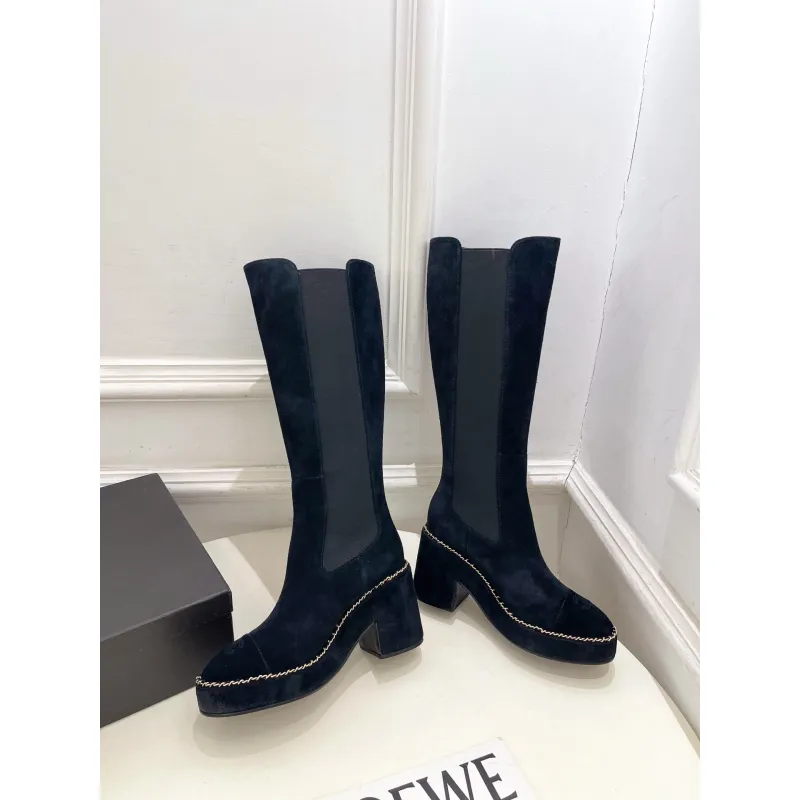 Chanel shoes for Women Chanel Boots #A56117