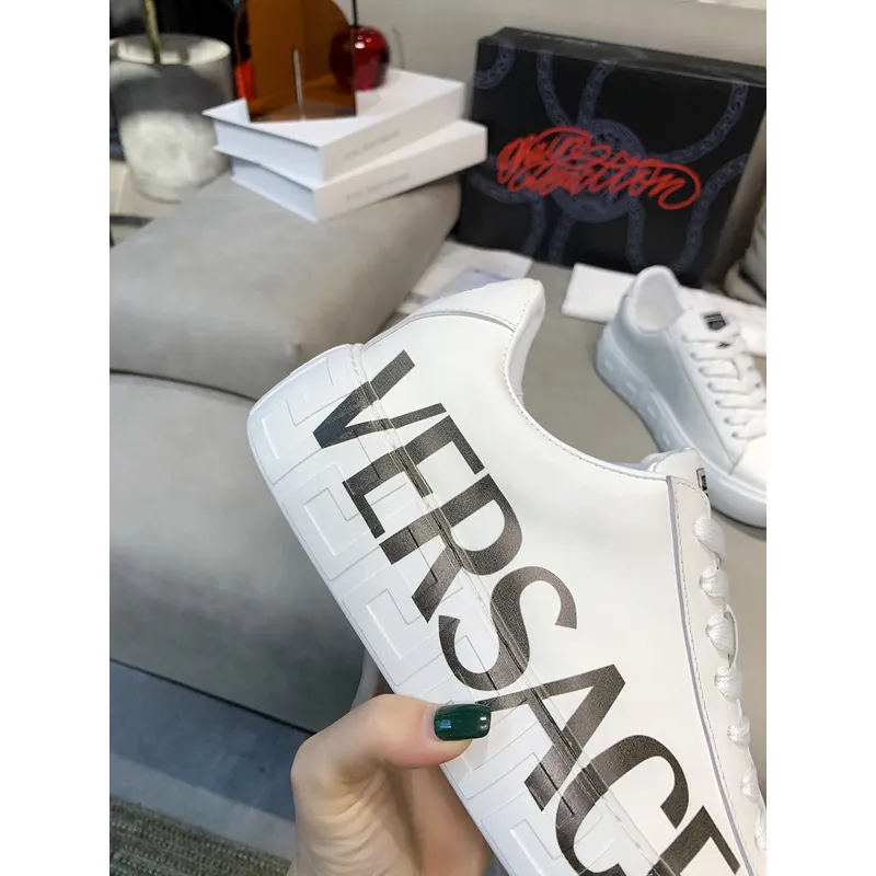 Versace shoes for men and women Versace Sneakers #99906227