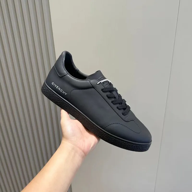 Givenchy Shoes for Mens Givenchy Sneakers #A34395