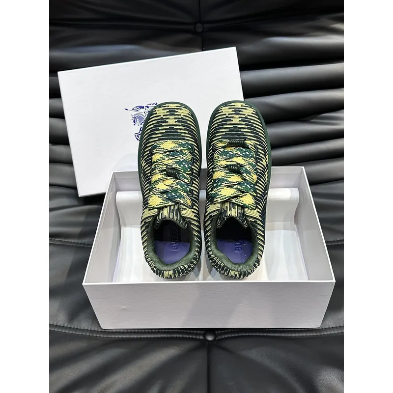 Burberry Shoes for Mens Sneakers #A40247