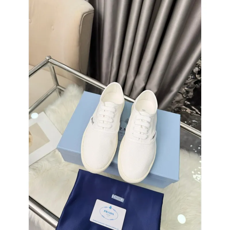 Prada Shoes for Womens Prada Sneakers #A64162