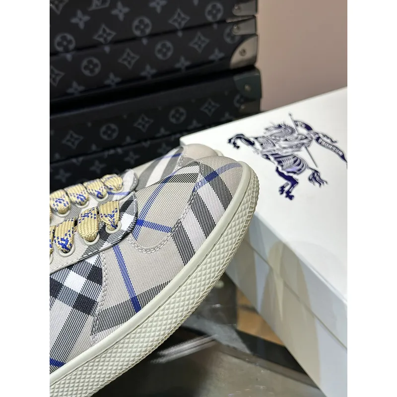 Burberry Shoes for Mens Sneakers #A52114