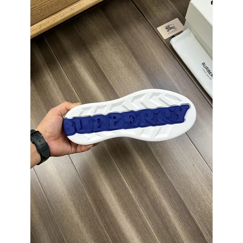 Burberry Shoes for Mens Sneakers #A52112