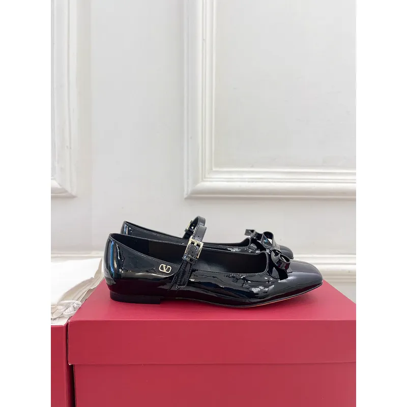 valentino Shoes for Women Garavani Roman Stud #A49725