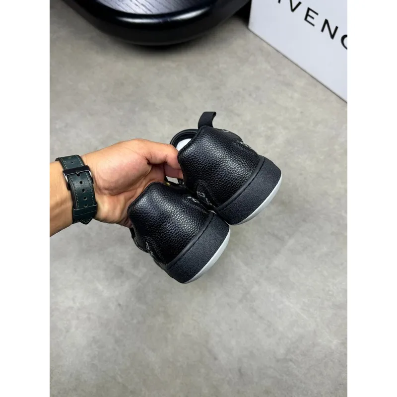 Givenchy Shoes for Mens Givenchy Sneakers #A52050
