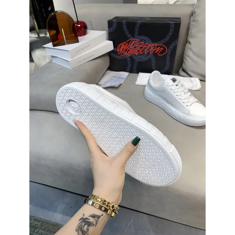 Versace shoes for men and women Versace Sneakers #99906221