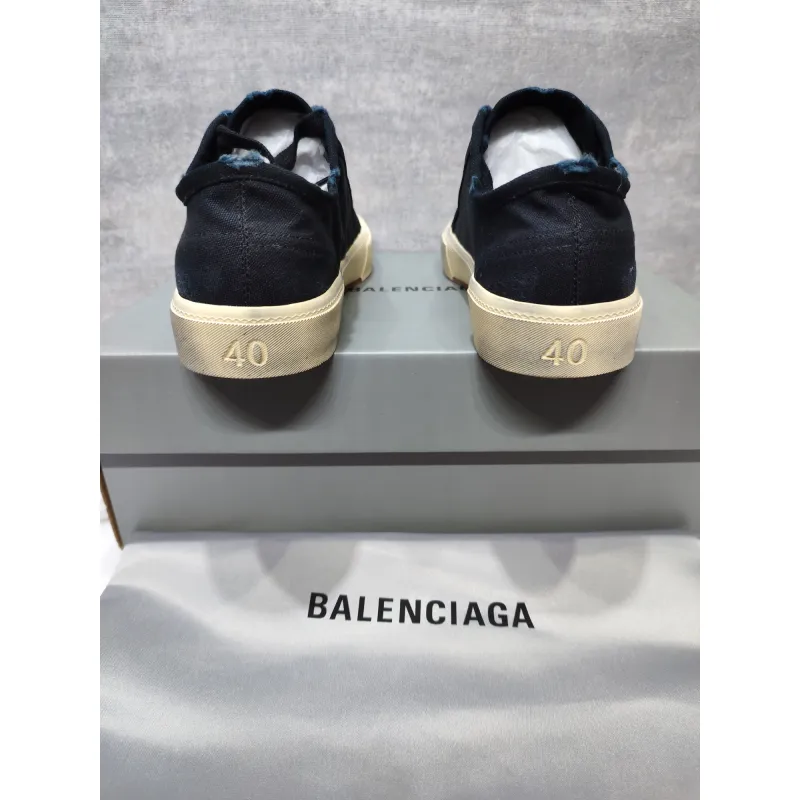 Balenciaga shoes for Womens Balenciaga Sneakers #A25937