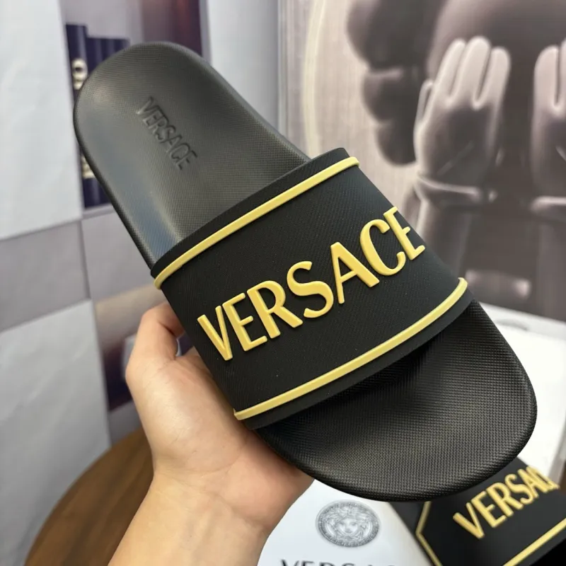 Versace shoes for Mens Versace Slippers #A63179