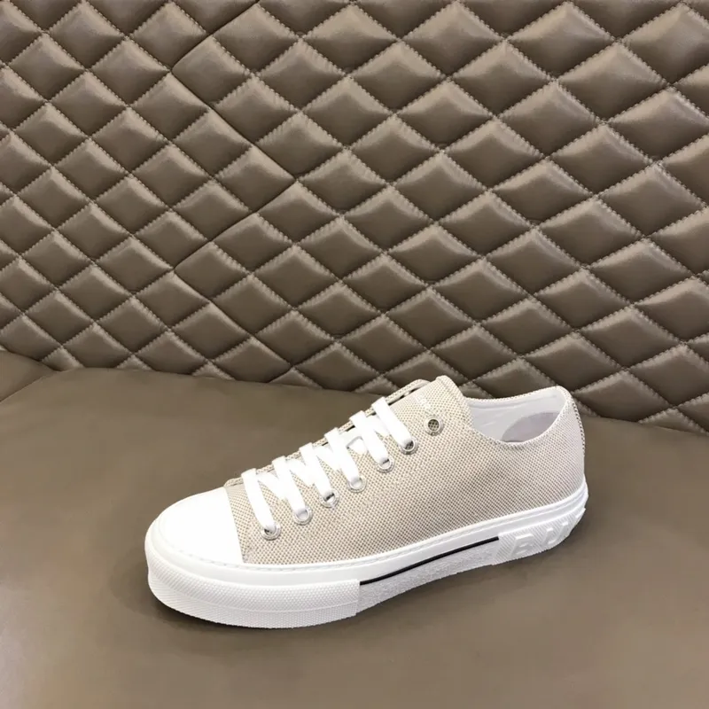 Burberry Shoes for Mens and women Sneakers #A40237