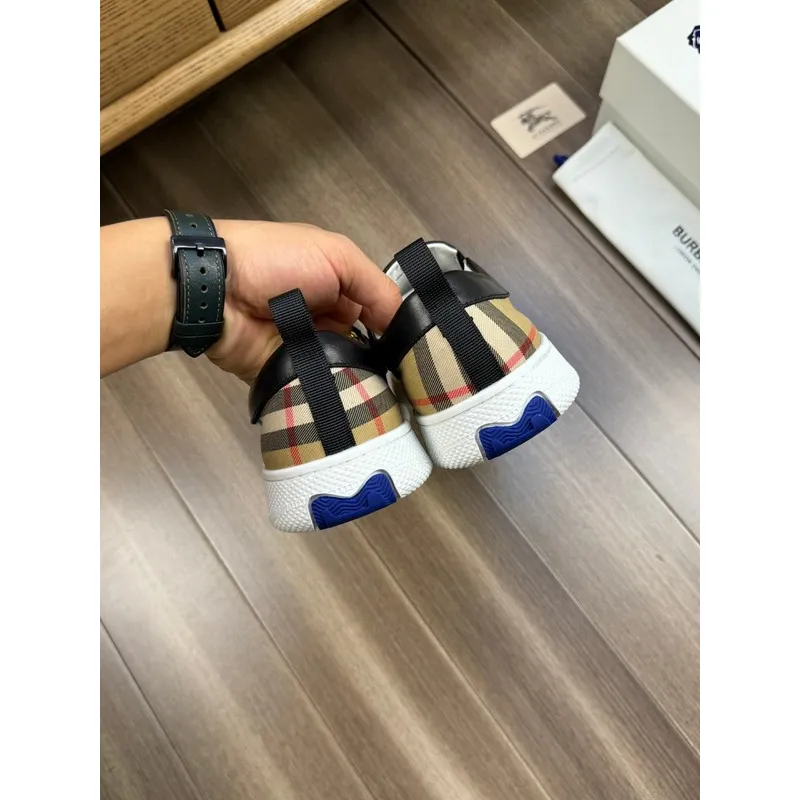 Burberry Shoes for Mens Sneakers #A44141