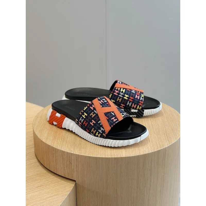 Hermes Slippers Shoes for Men #A63094